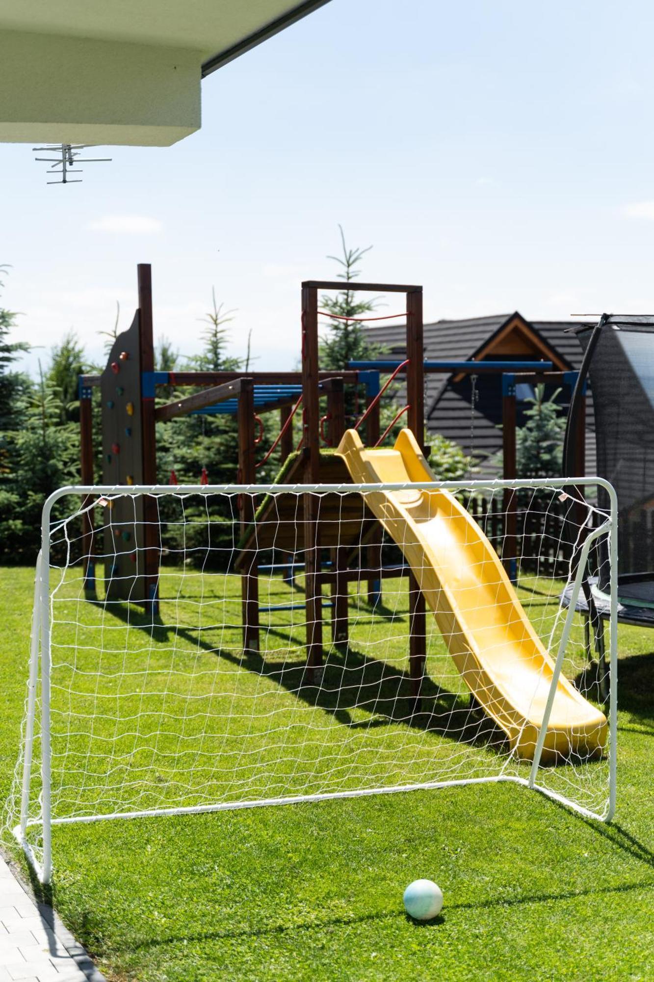Blisko Slonca - Jacuzzi, Playgrounds * Новий Тарг